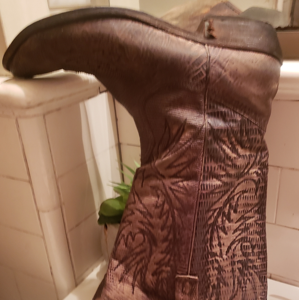 Cowboy boots - Picture 7 of 8